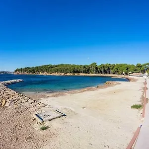 https://plein-sud.fr-provencehotel.com